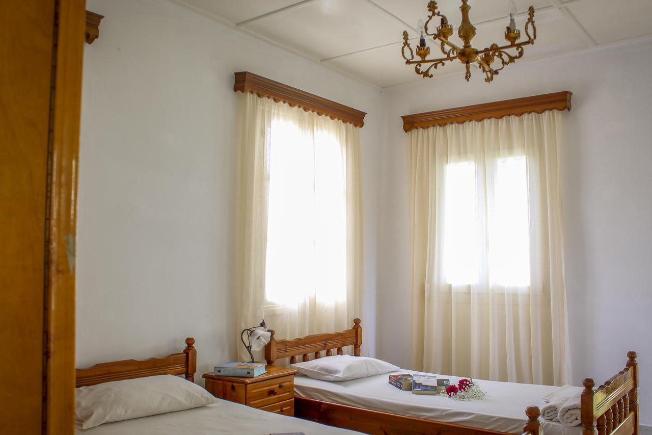 Pelagion II Sea Coral - Beachfront Holiday Home Kypseli Buitenkant foto